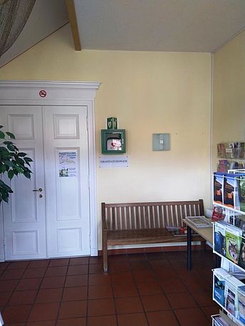 Position AED im Foyer